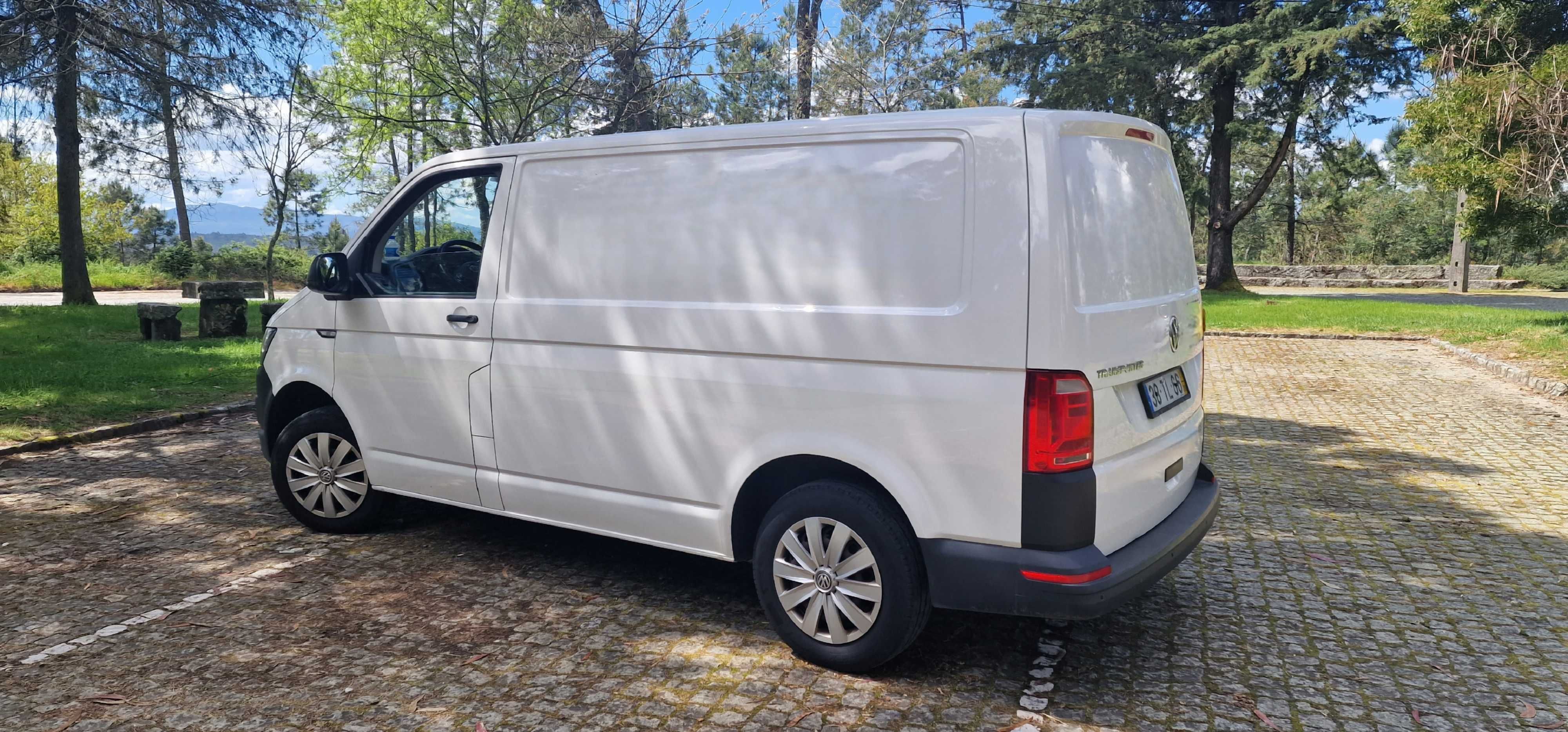 VW Transporter T6 2.0TDI