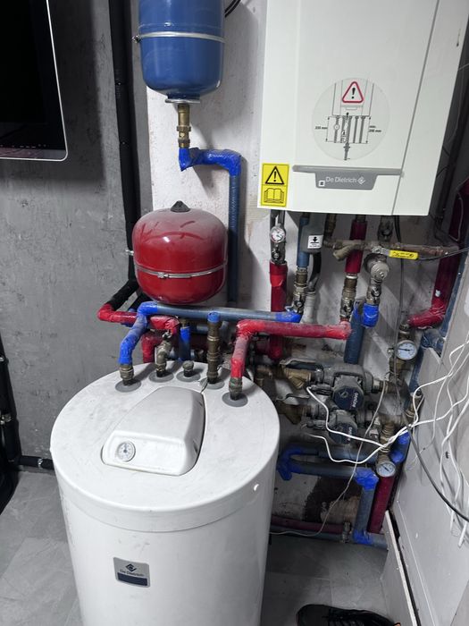 Piec gazowy de dietrich MCR3 Plus 24T + zbiornik de dietrich sprawny