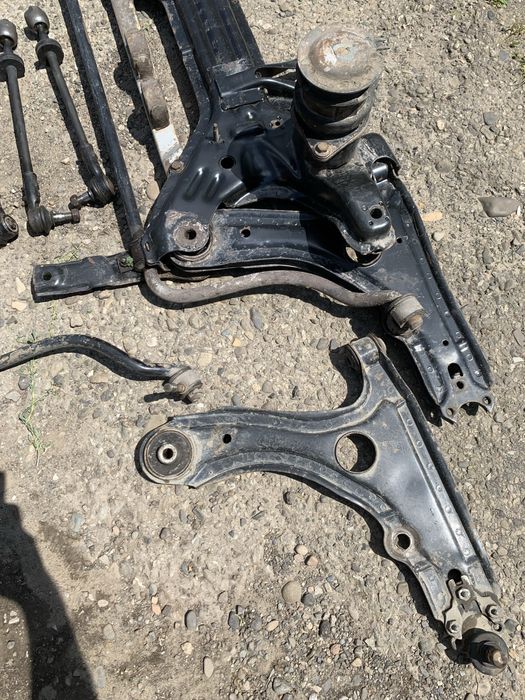 Ричаги балка рульові тяги стабілізатор гольф 2  vw golf 3