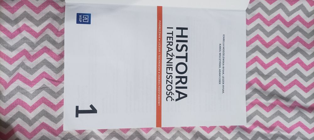 Podręcznik " Historia i teraźniejszość HIT 1 "