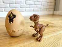 Jurassic World wykluwajacy sie dinozaur Mattel stan idealny