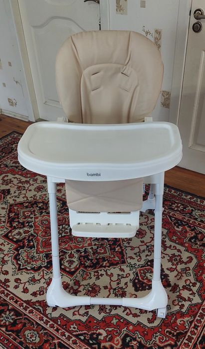 Крісло для годування