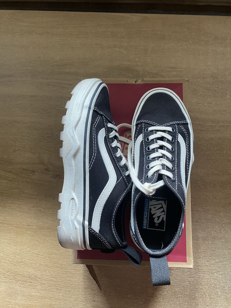 Buty Vans Sentry Old Skool 36