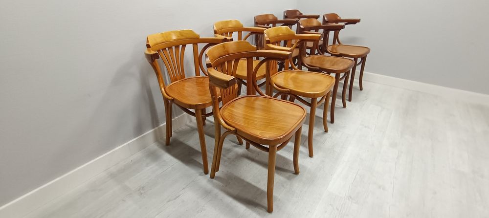 Krzesła gięte Thonet Fameg Radomsko z podłokietnikiem 30szt