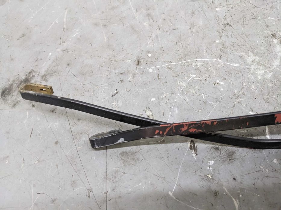 Fiat Punto 2 II FL LIFT Ramiona Wycieraczek Przód Przednie