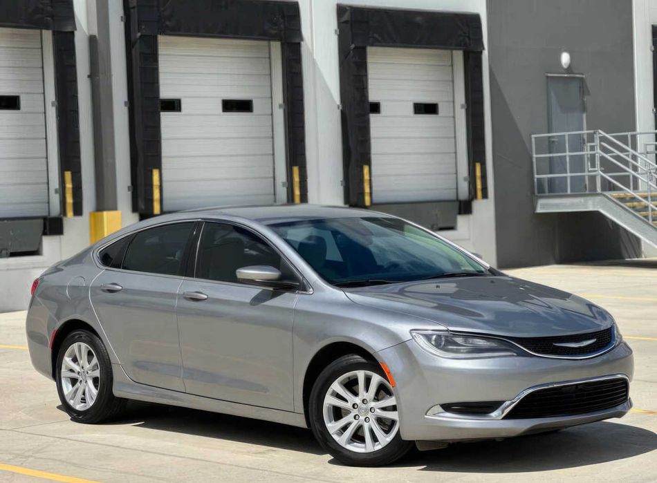 Chrysler 200 Limited      2016