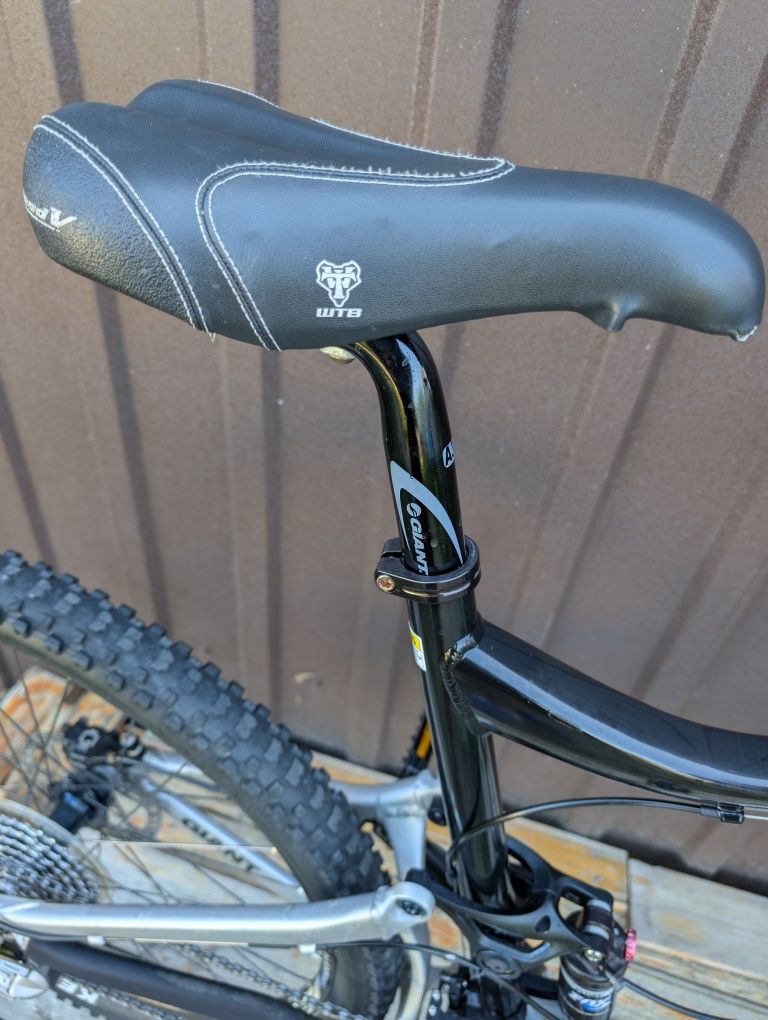 Велосипед Giant 26" двопідвіс рама L