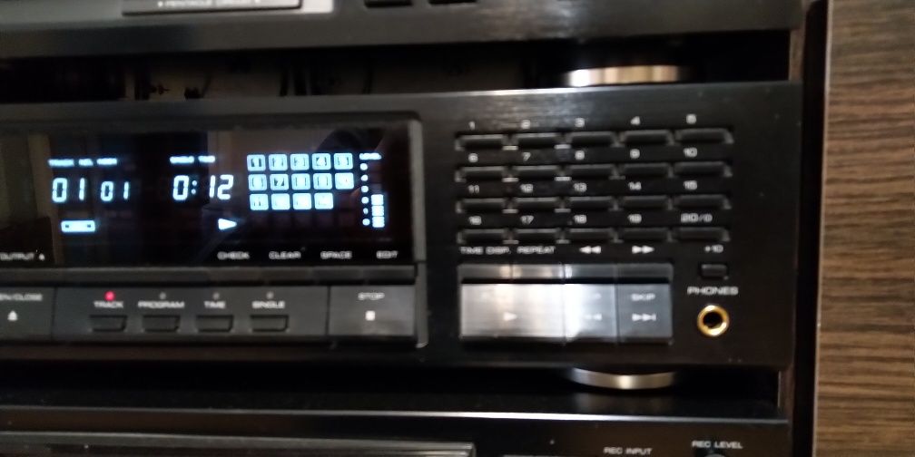 CD Kenwood DP-5010