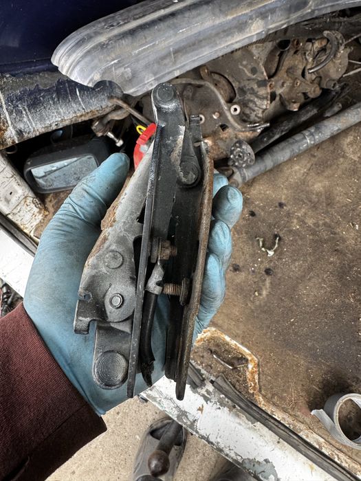 Zawiasy maski e36 coupe/cabrio