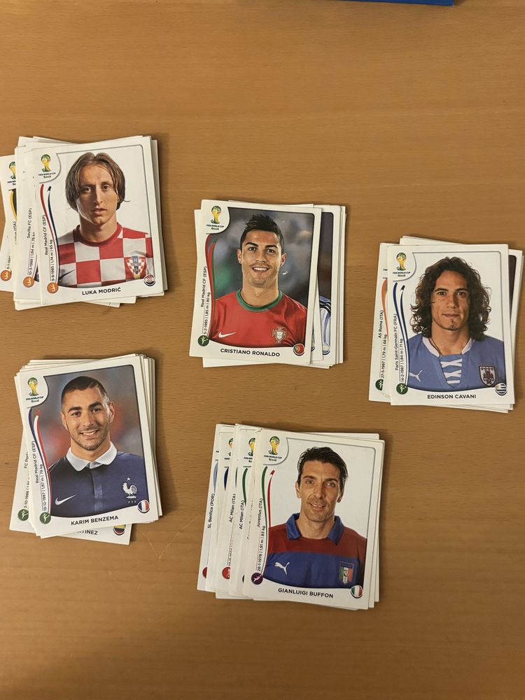 Cromos caderneta coleçao Mundial 2014