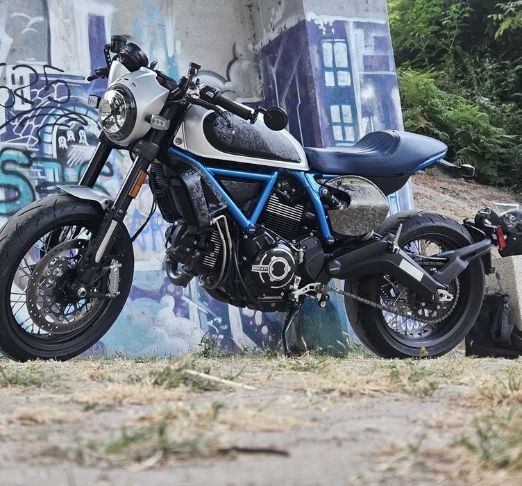 Ducati Scrambler cafe racer 2020
