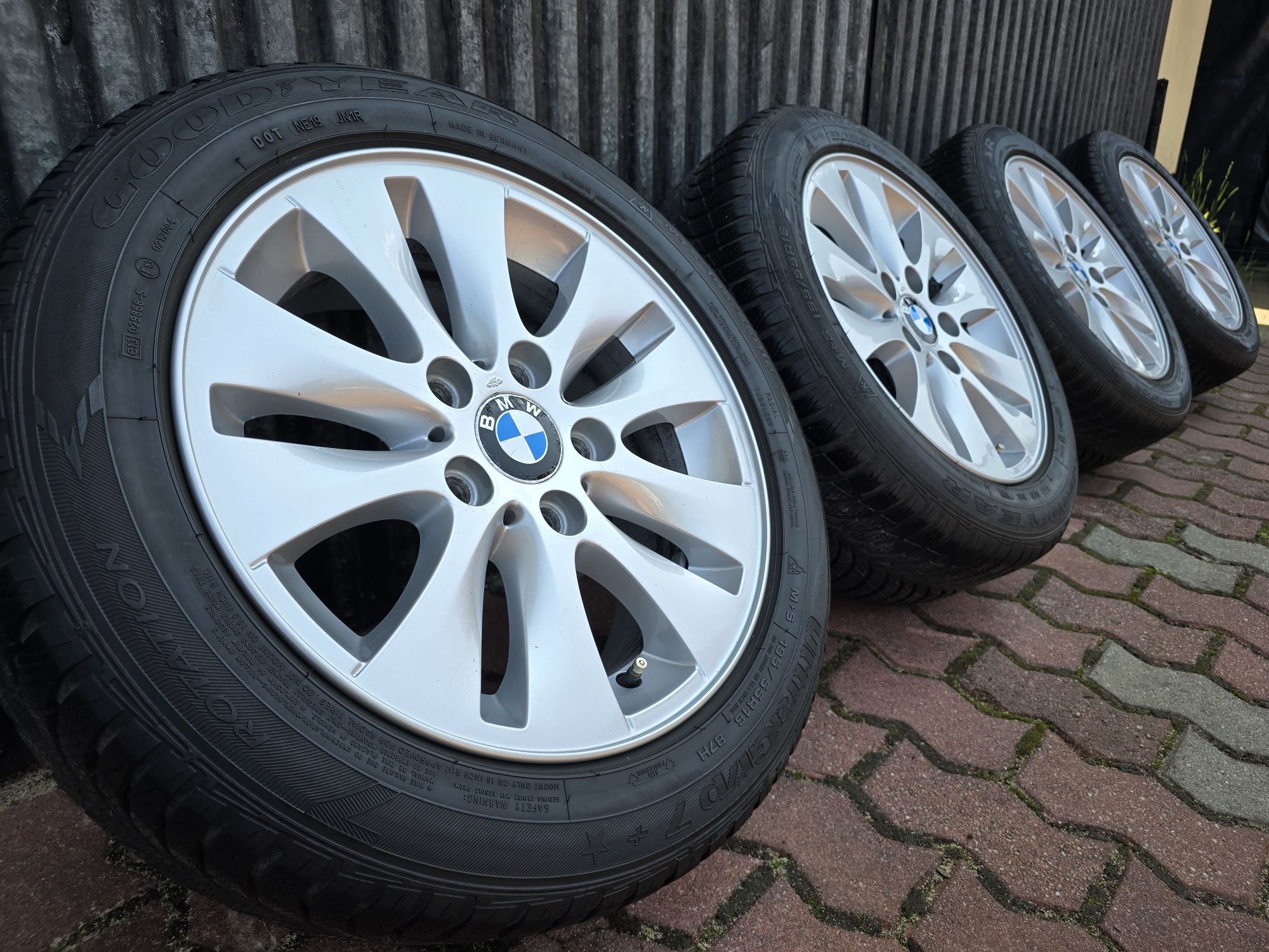 Felgi z oponami 195/55R16 BMW 3 E46 5x120 E87 E82 e81 E46 e36 F20 Z3