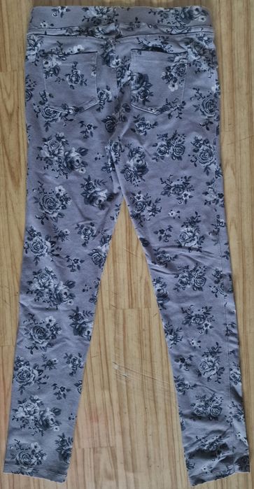 Spodnie długie dziewczece joggery 140cm Cubus