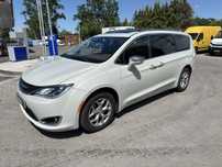 Chrysler Pacifica 3,6 Benz LIMITED Navi Klmatro Tempomat Panorama Brąz Skóra
