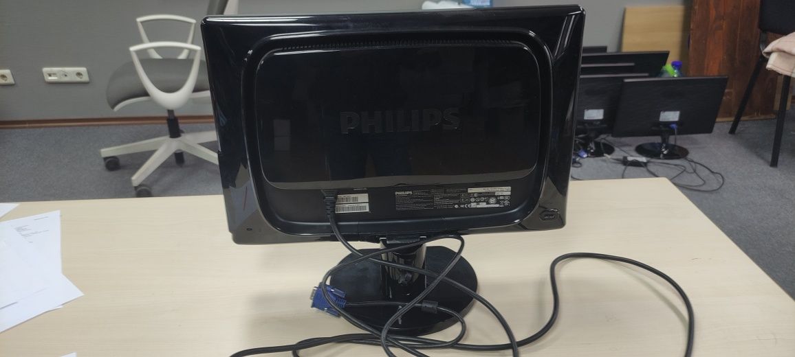 Монитор Philips 190C1SB/00