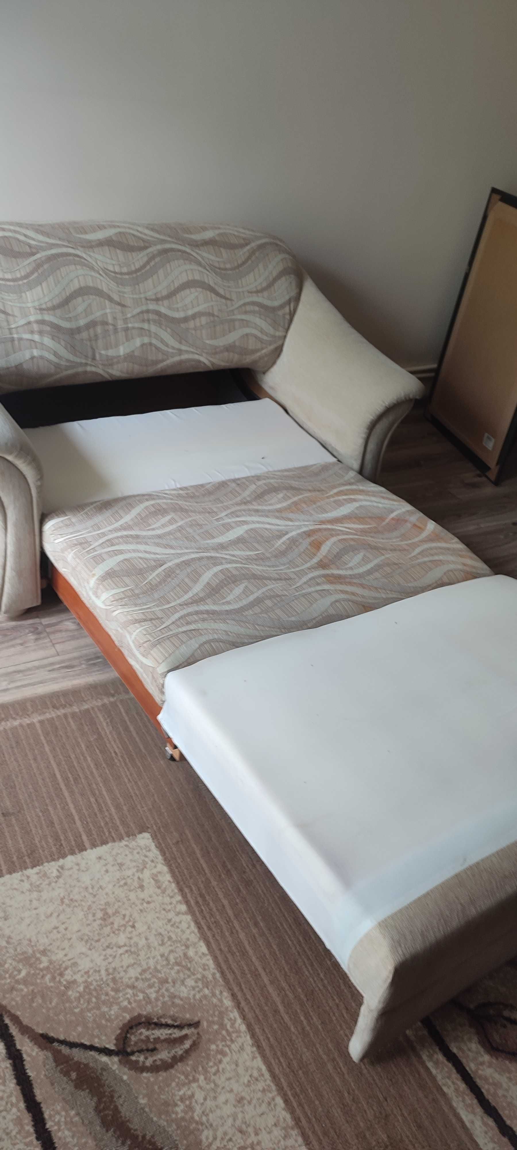 Meblo ścianka i rozkładana sofa