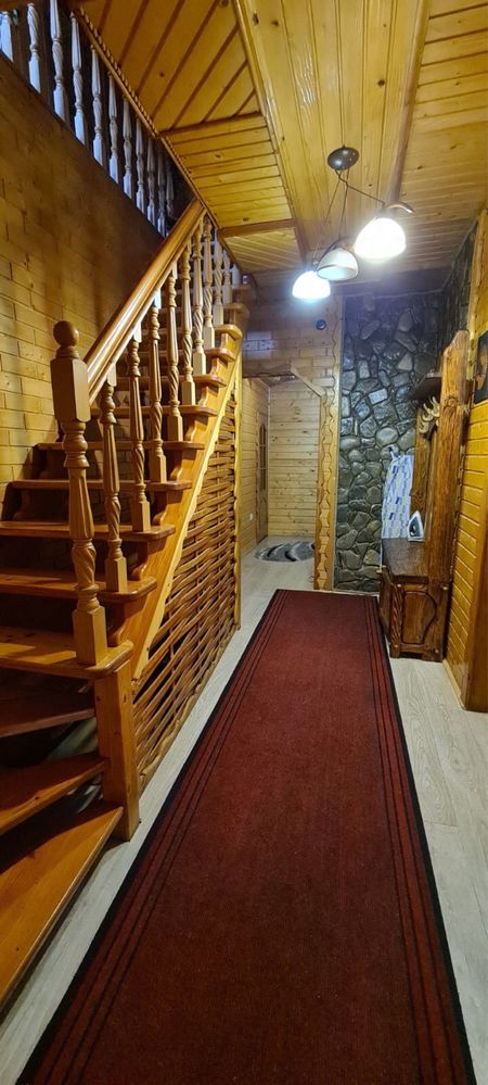 Відпочинок в Карпатах садиба ,,Адеміяʼʼ