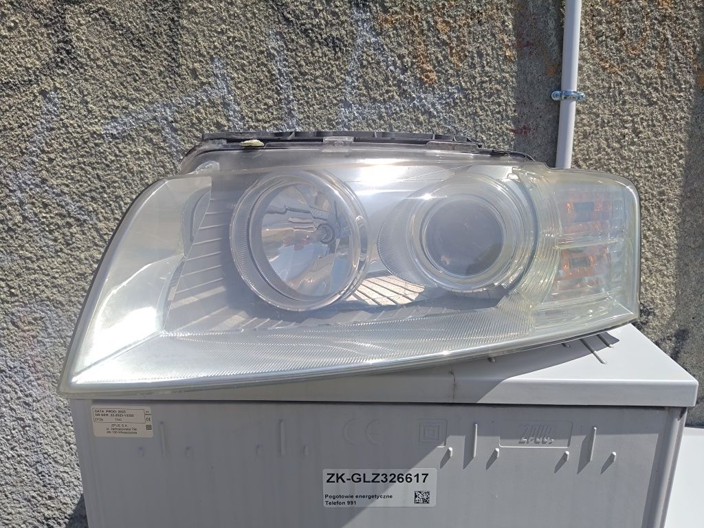 Lampy audi A8 D3