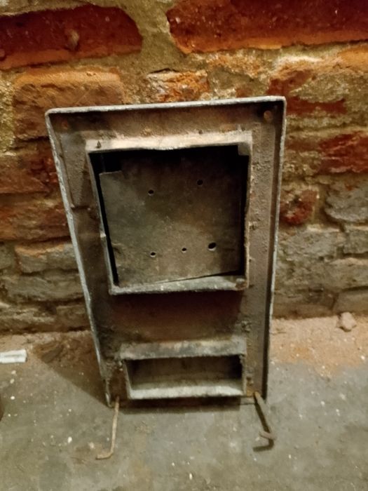 Drzwiczki plus ruszta