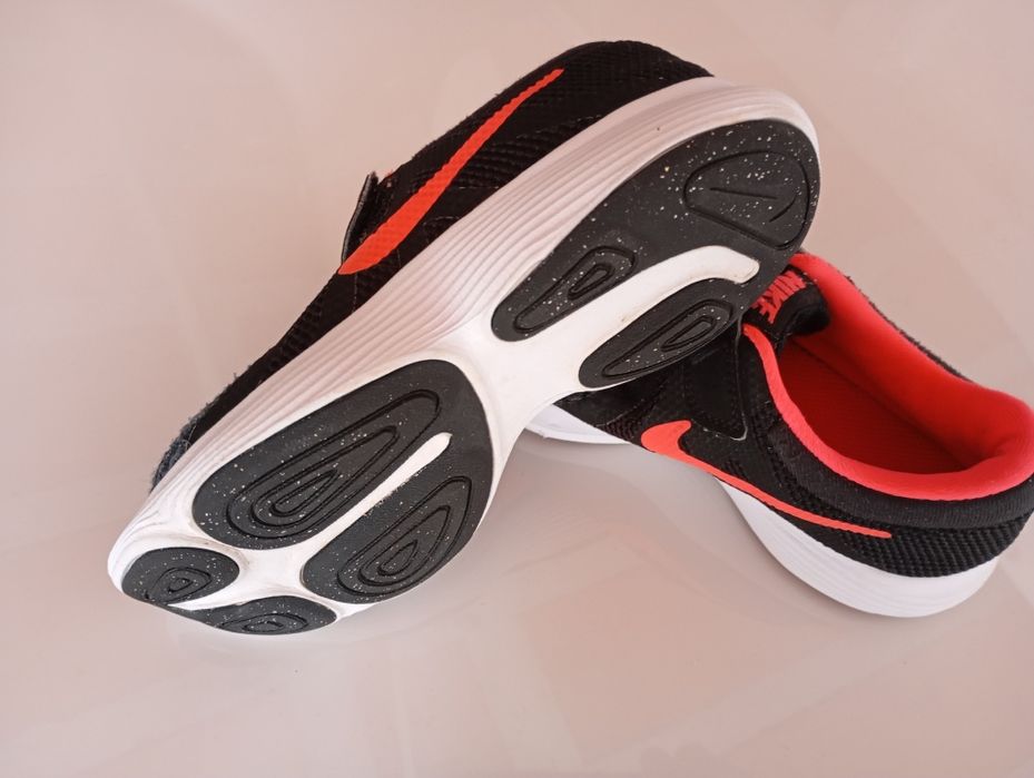Sapatilhas Nike 32