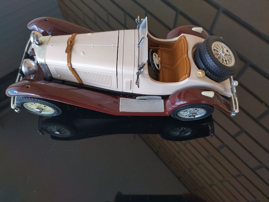 Mercedes Benz SSKL (1930] - Miniatura 1/18 Bburago