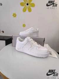 Nike Air Force One 1 '07 Low EU 45