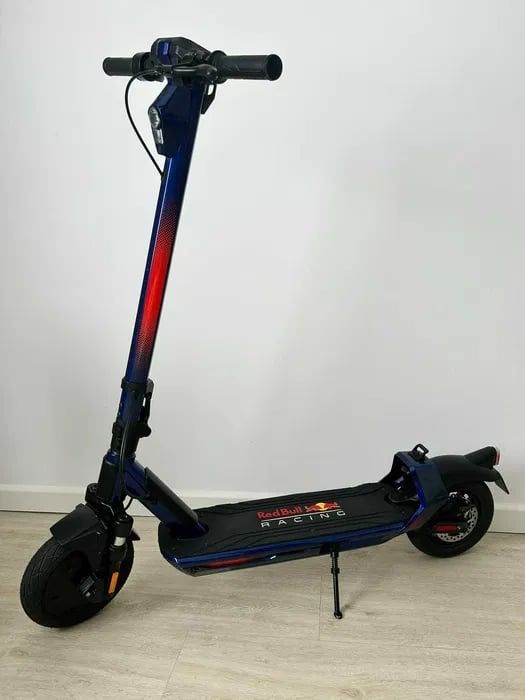 Hulajnoga elektryczna RED BULL Racing 10 RB-RTEN10-104