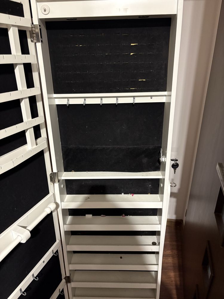 lustro otwierane led