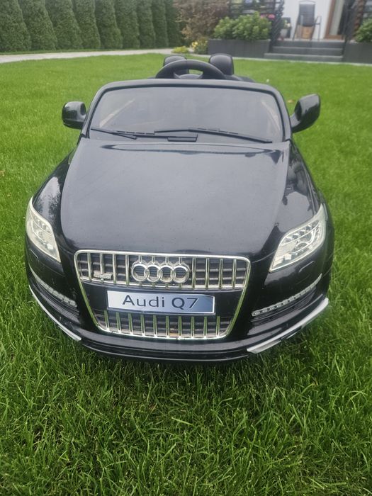 Audi Q7 na akumulator