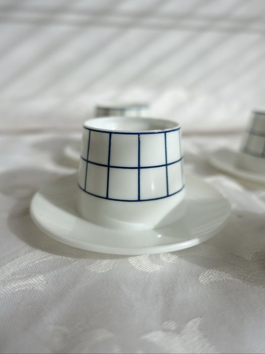 Kieliszki na jajka stare plastik