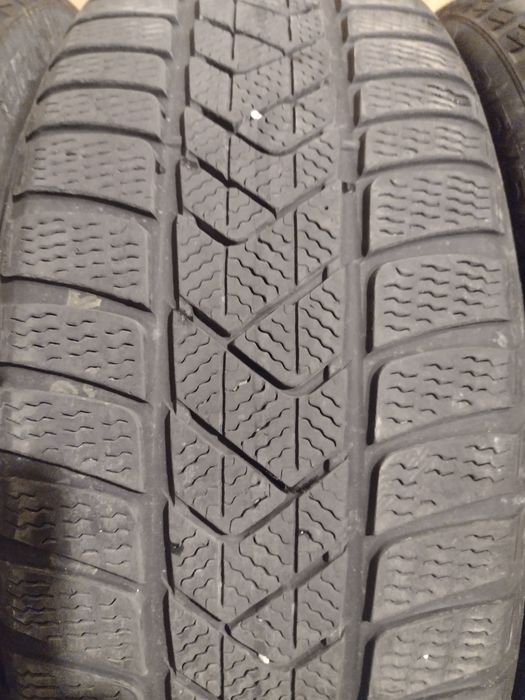 2 Opony zimowe Pirelli Sottozero 215 50 r18