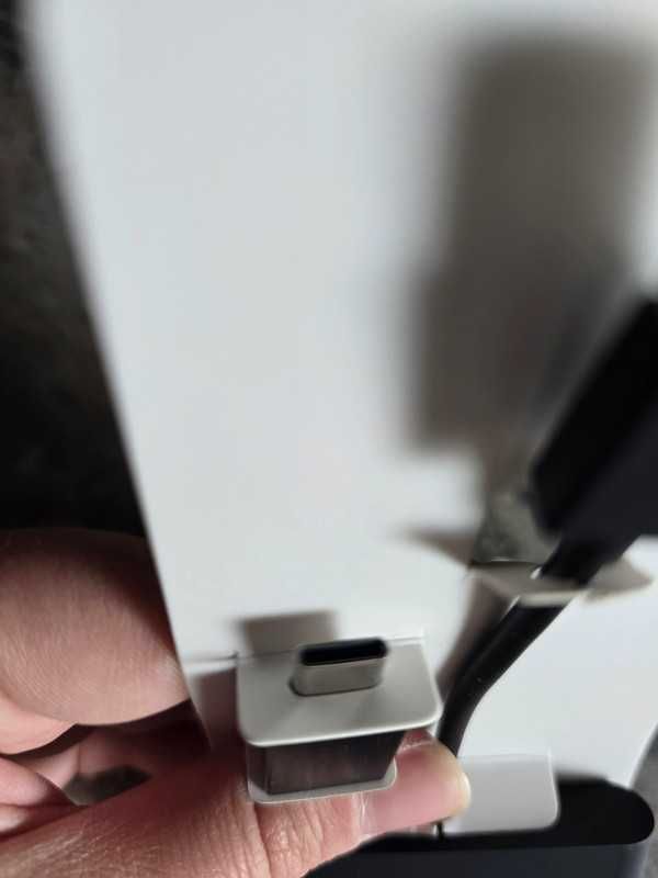 Bezprzewodowy adapter samochodowy dla systemu IOS 10