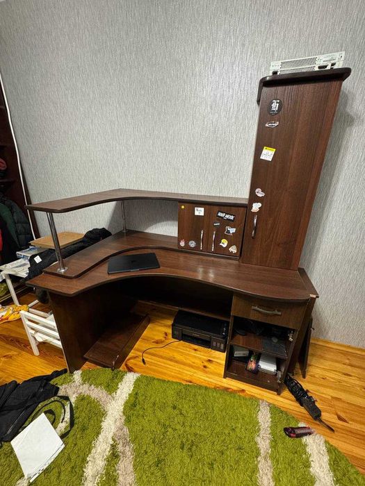 Письмовий\Комп'ютерний стіл