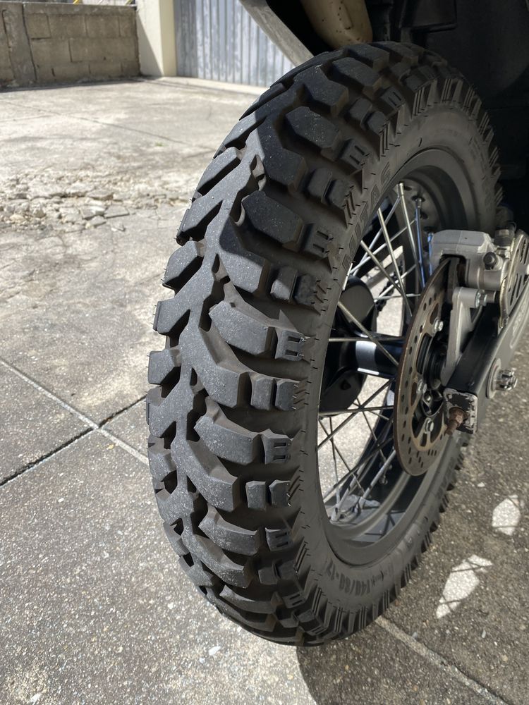 Yamaha XTZ750 super tenere