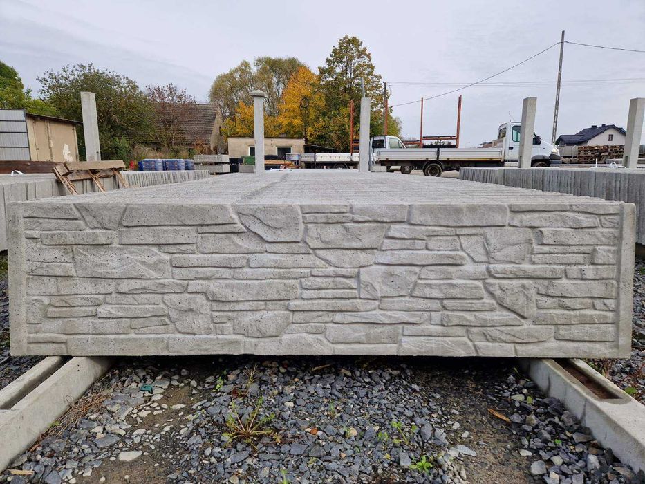 Ogrodzenia betonowe dwustronne.