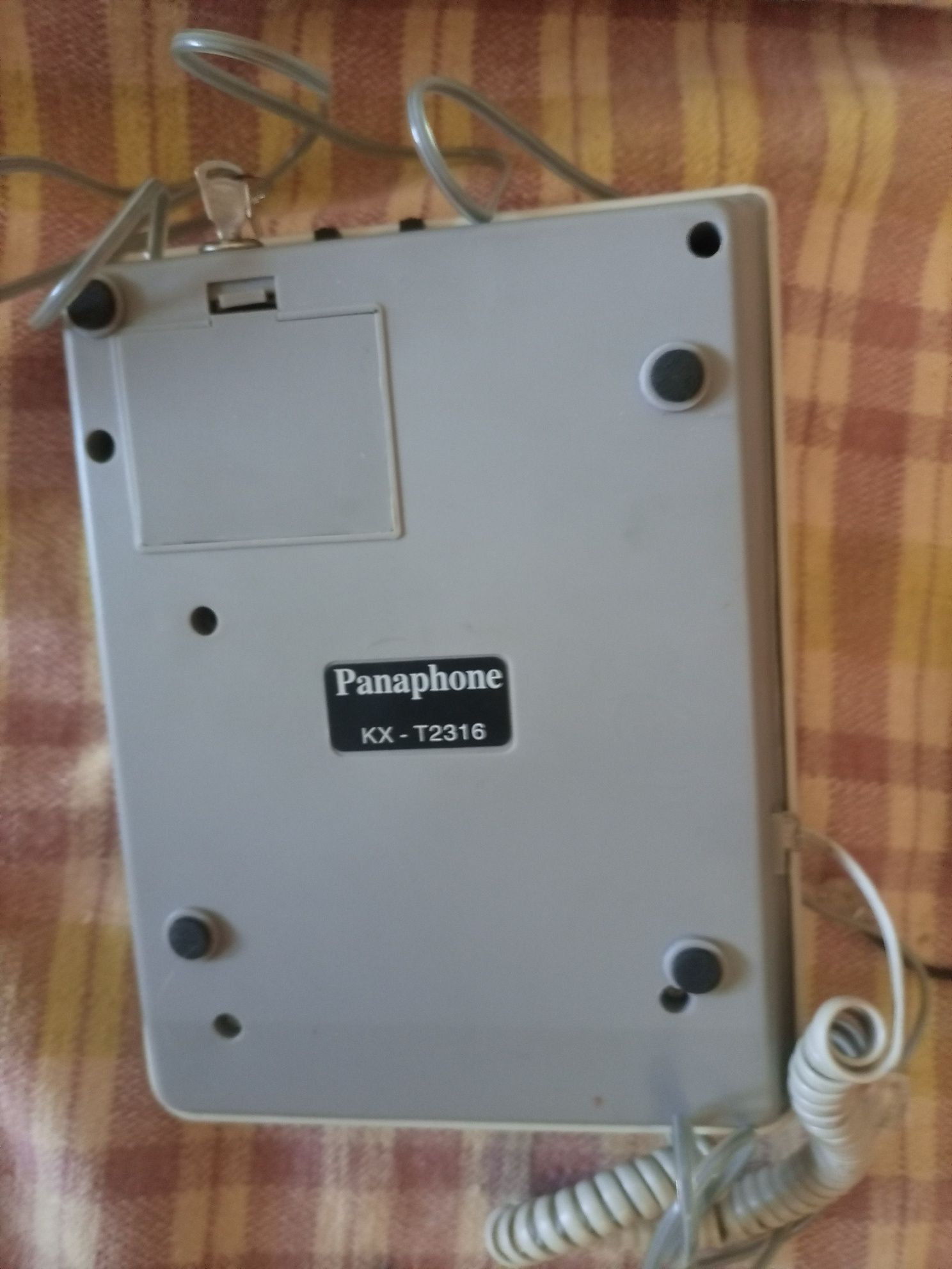 Продам НА ЗАПЧАСТИНИ дротовий телефон Panaphone KX-T2316