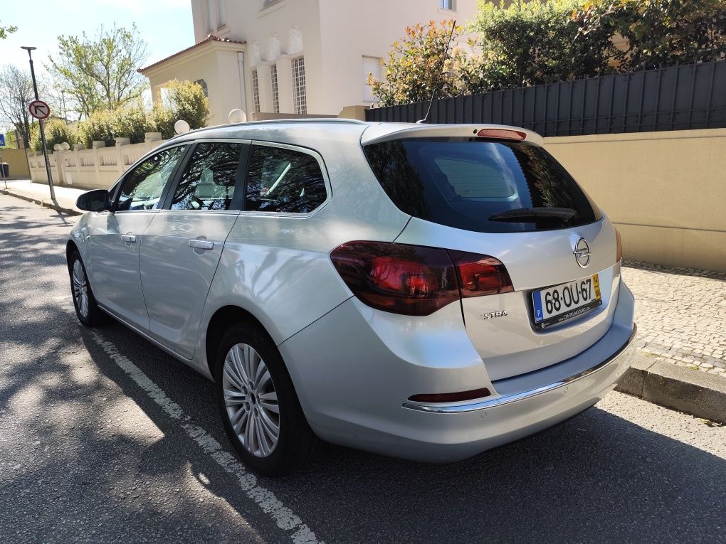 Opel Astra j Sports Tourer diesel 1.6 CDTI 136CV