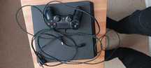 Playstation 4 super slim 1tb + Kontroler