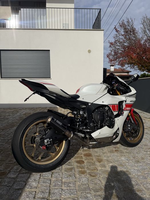 Yamaha r1 60th Anniversary! Apenas 4800 quilometros!