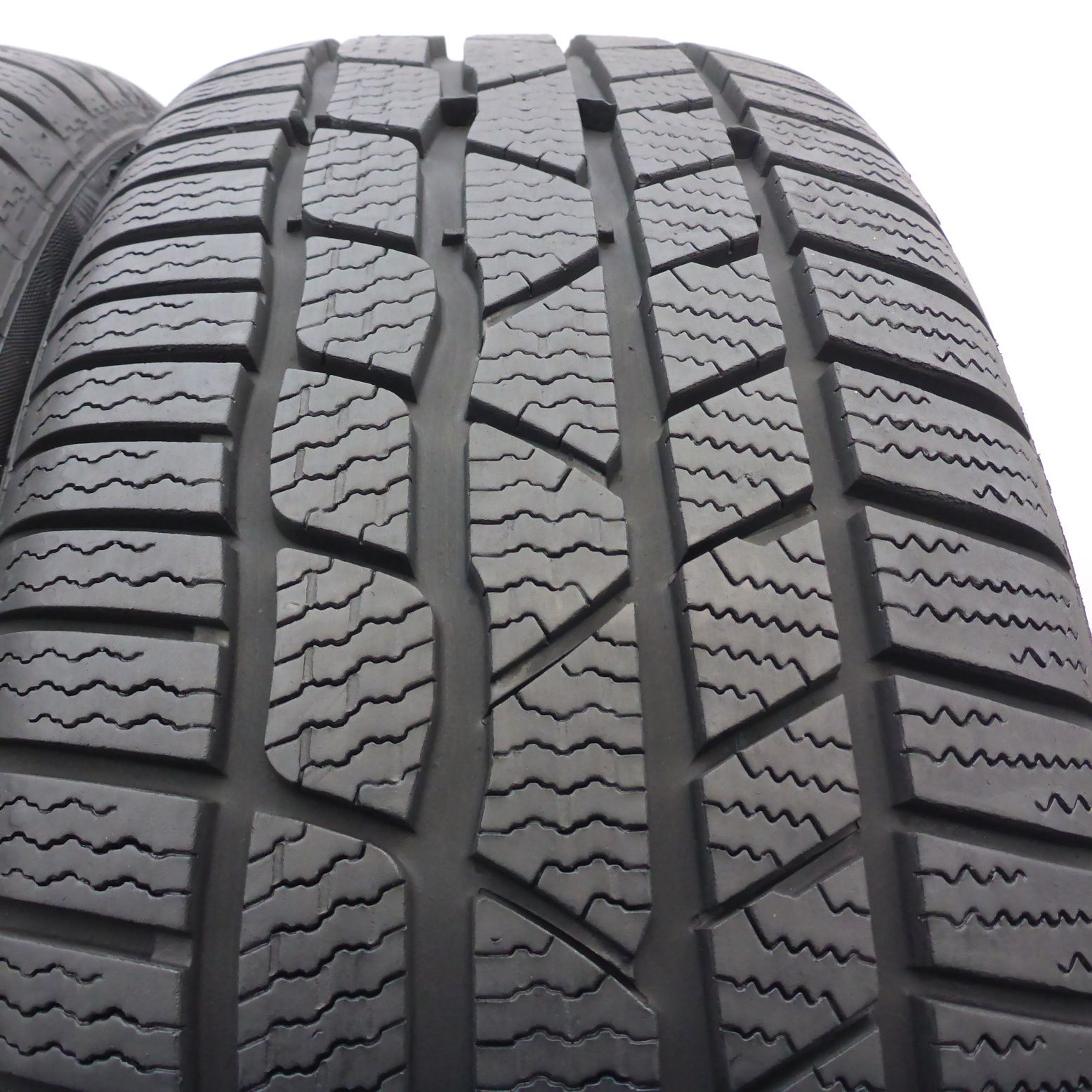Opony 225/50/18 Continental 225/50R18 99H XL A0 Zimowe 2022 8mm