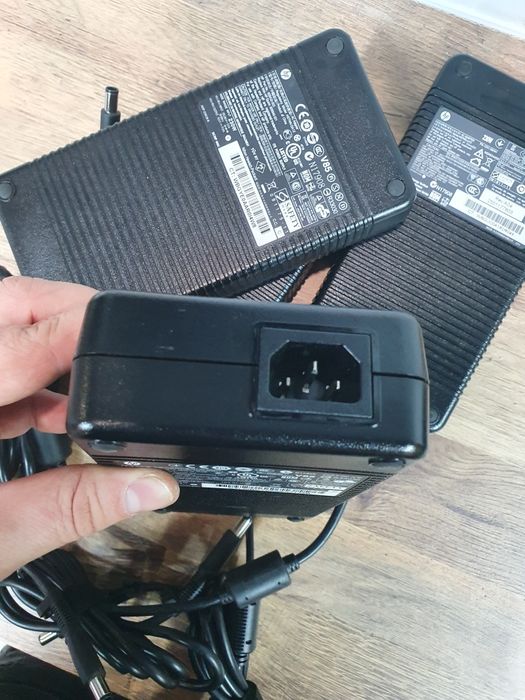 Зарядка Блок питания HP зарядное 230W оригінал
