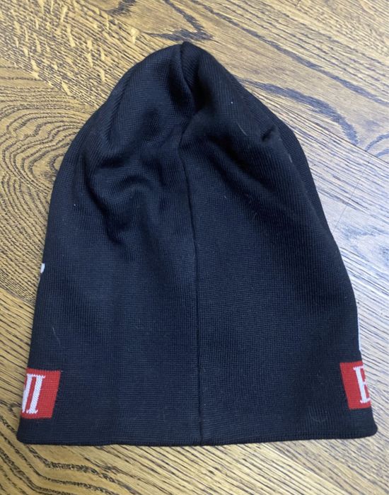 Продам шапку Armani