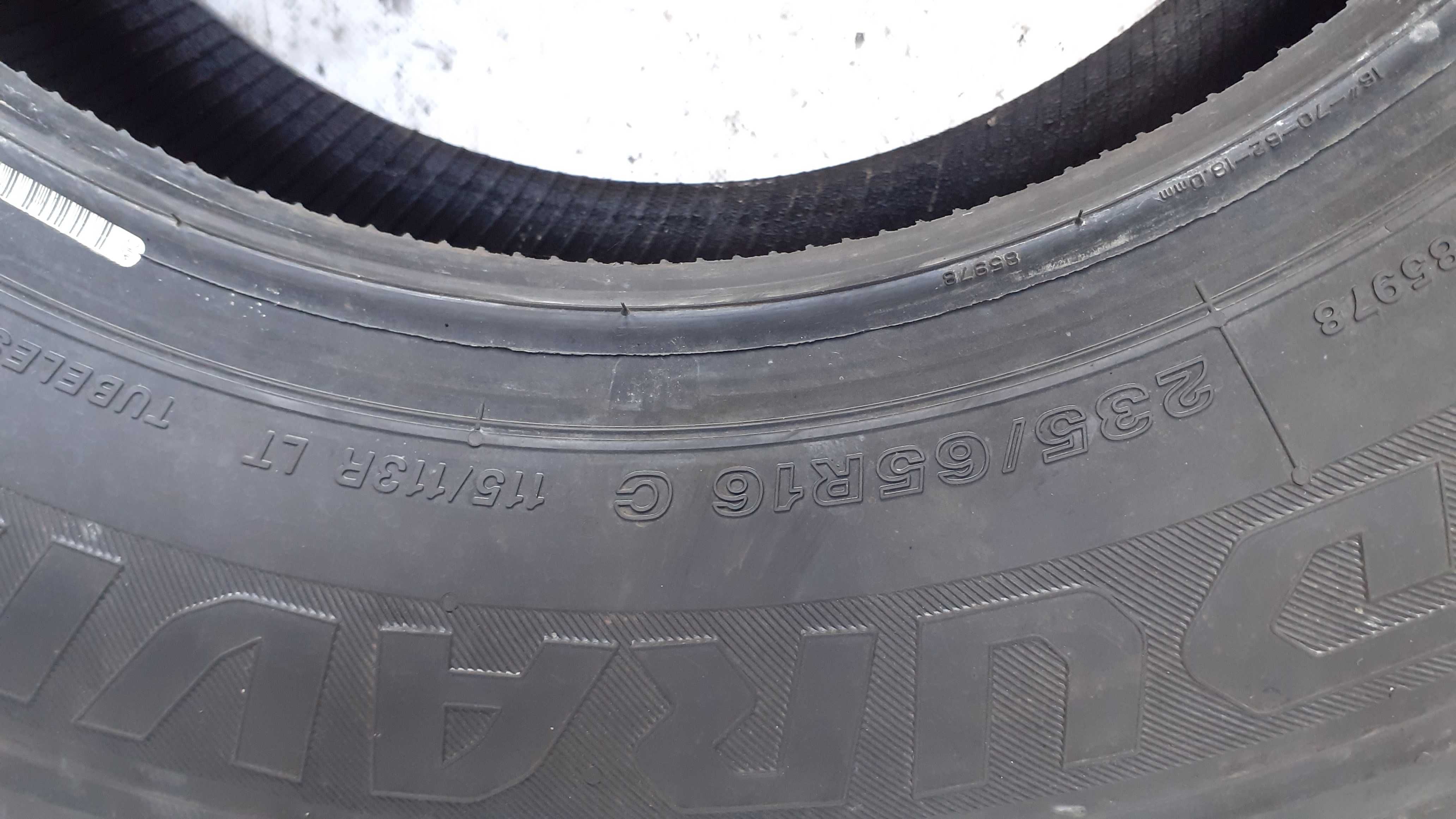 235/65/16 C Bridgestone Duravis R660 rok 2022