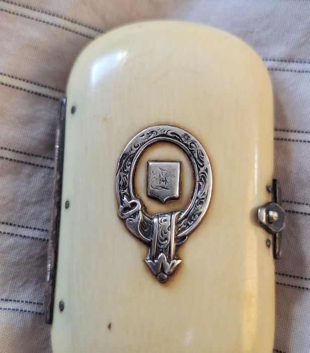 Portmonetka na monety XIX w. kość celuloid