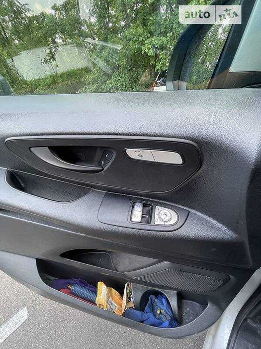 Mercedes Vito 114