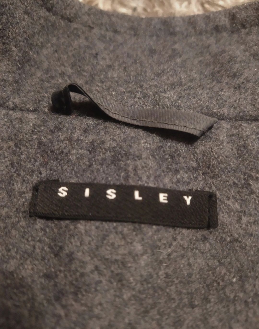Sisley wełniany płaszcz, rozmiar 36 niepowtarzalny