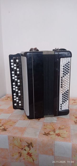 Продам баян (тула)