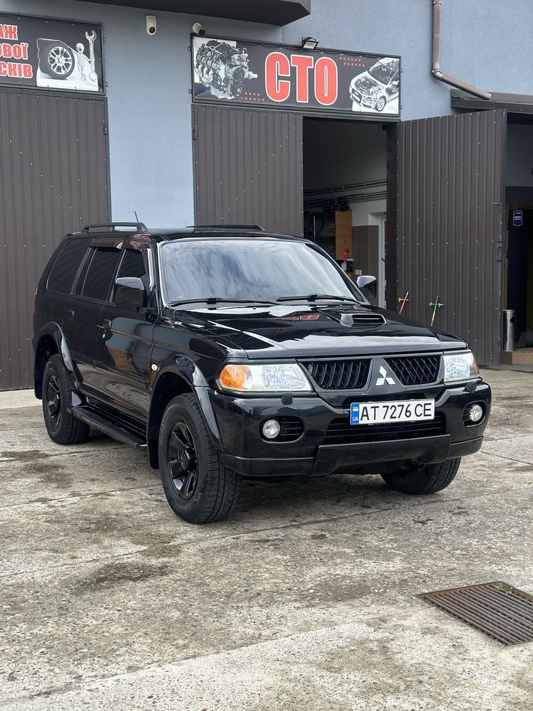 Mitsudishi psgero Sport