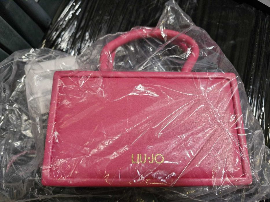 Paleta z torebkami marki PREMIUM Oryginalne zwroty konsumenckie