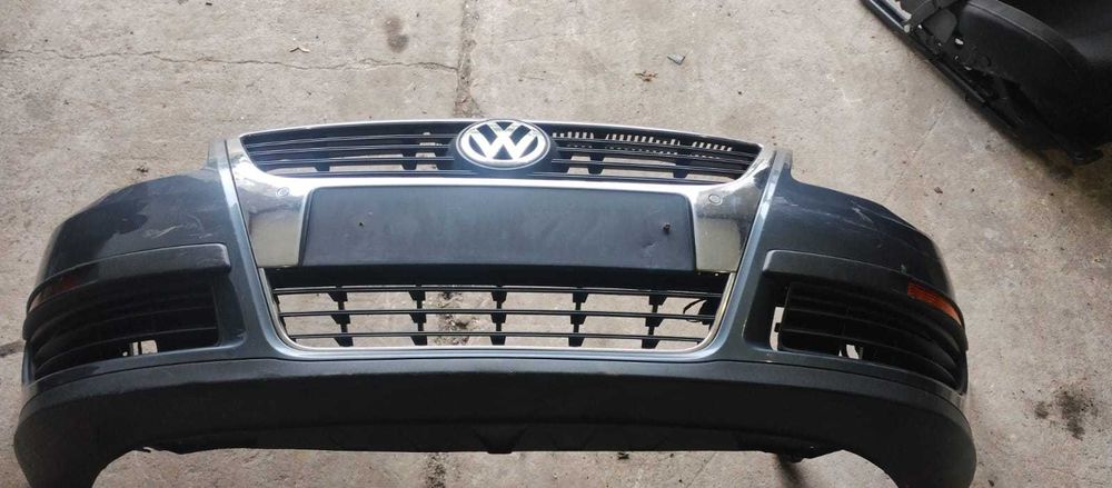Kompletny Zderzak Przedni Vw Passat B6 Kod:LK7X